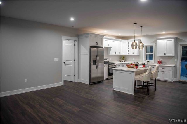 6220 Versailles Road, Hamburg, NY 14085