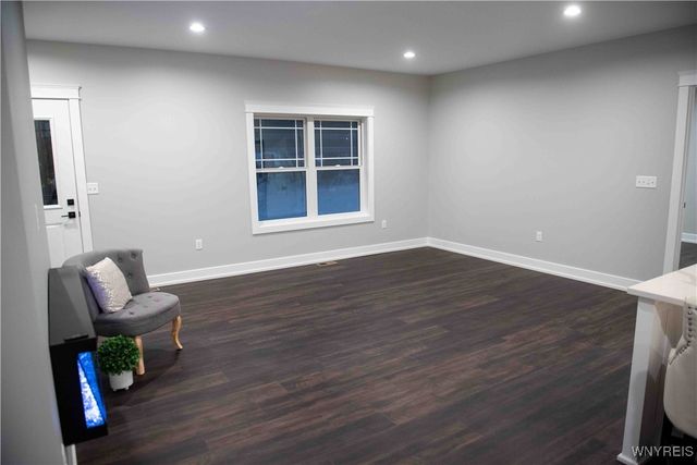 6220 Versailles Road, Hamburg, NY 14085