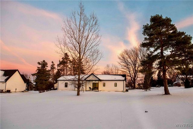 6220 Versailles Road, Hamburg, NY 14085