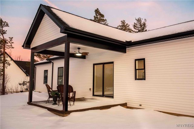 6220 Versailles Road, Hamburg, NY 14085