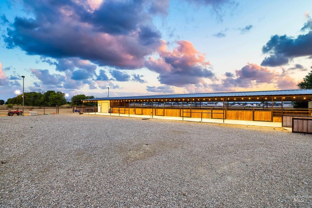 9819 Foothill Rd, Middleton, ID 83644 photo 9