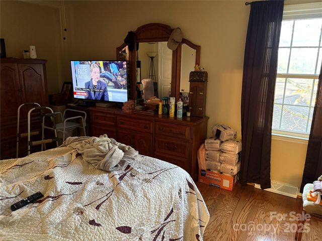 7434 Kilcullen Drive, Charlotte, NC 28270