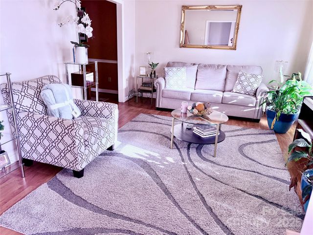 7434 Kilcullen Drive, Charlotte, NC 28270