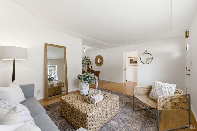 3188 Laurel St, Napa, CA 94558