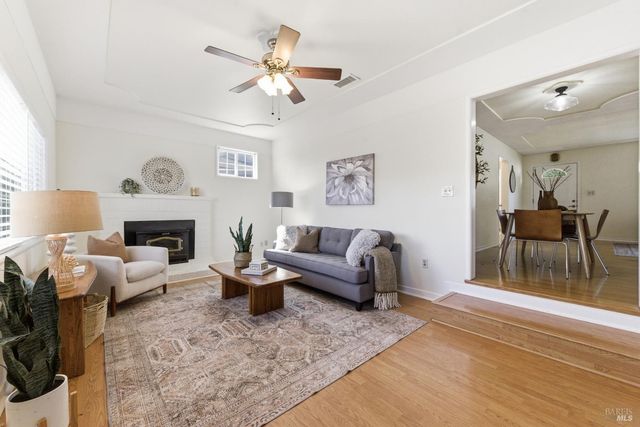 3188 Laurel St, Napa, CA 94558