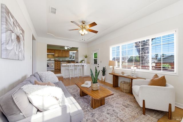 3188 Laurel St, Napa, CA 94558