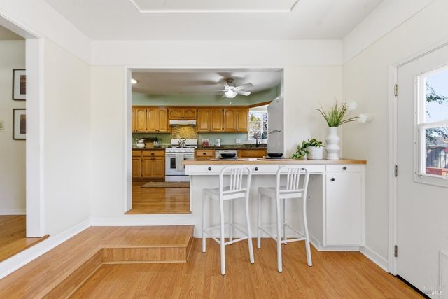 3188 Laurel St, Napa, CA 94558