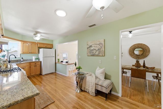 3188 Laurel St, Napa, CA 94558