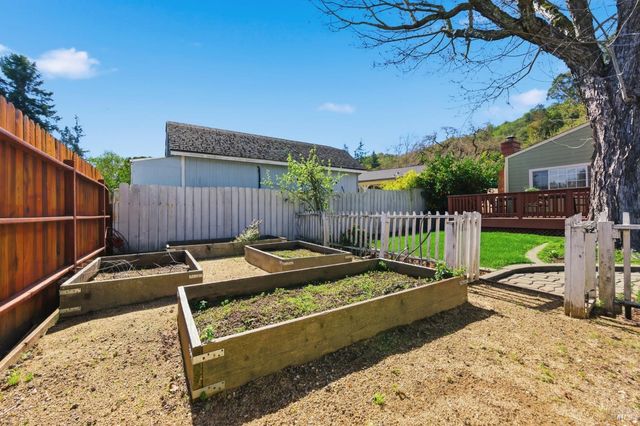 3188 Laurel St, Napa, CA 94558