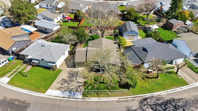 3188 Laurel St, Napa, CA 94558