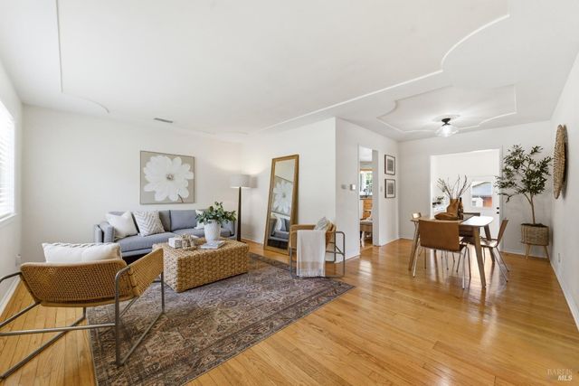 3188 Laurel St, Napa, CA 94558