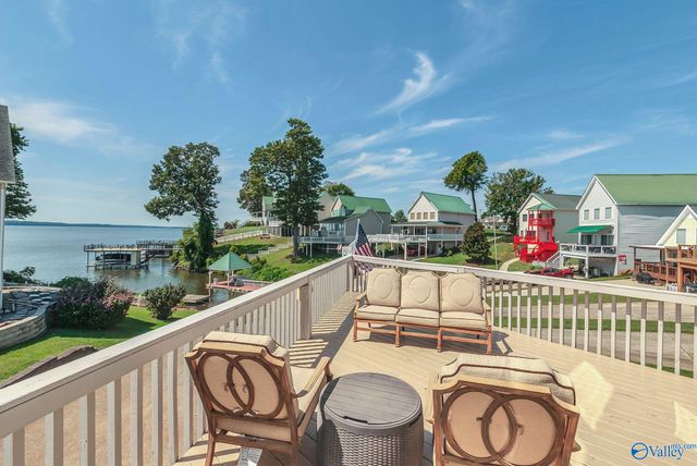 5863 Bay Hill Village Way, Athens, AL 35611