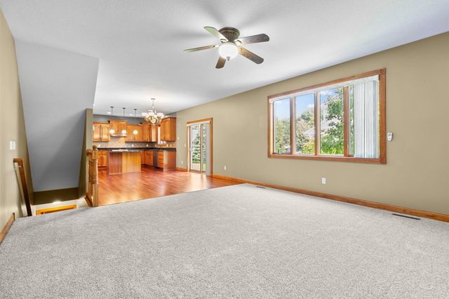 4445 Fallgold Parkway N, Brooklyn Park, MN 55443