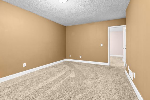 4445 Fallgold Parkway N, Brooklyn Park, MN 55443