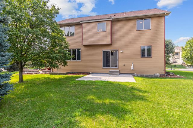 4445 Fallgold Parkway N, Brooklyn Park, MN 55443