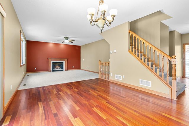 4445 Fallgold Parkway N, Brooklyn Park, MN 55443