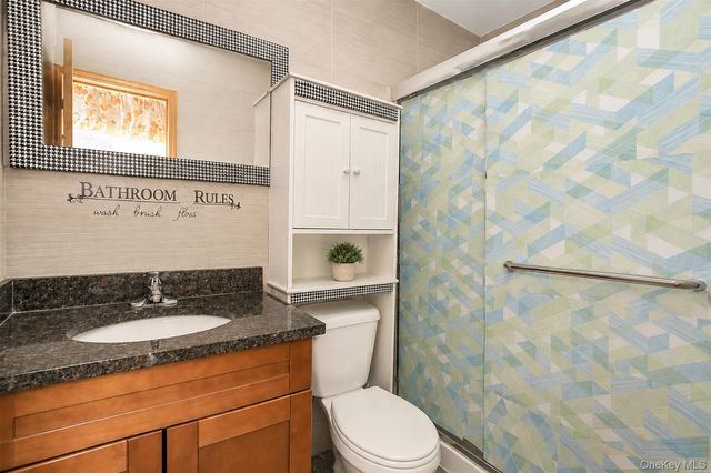 195-29 Jamaica Avenue, Hollis, NY 11423