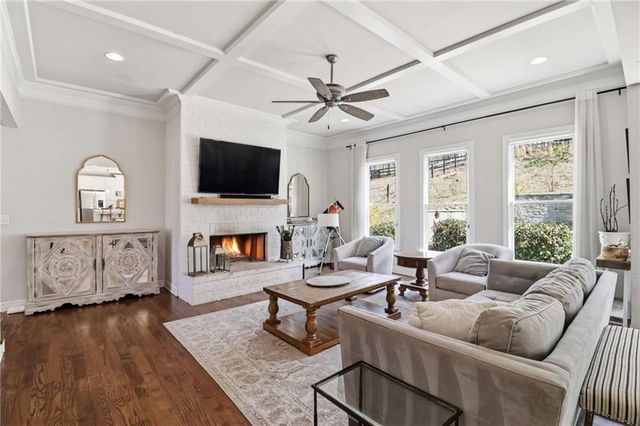 1604 Greers Chapel NW Road, Kennesaw, GA 30152