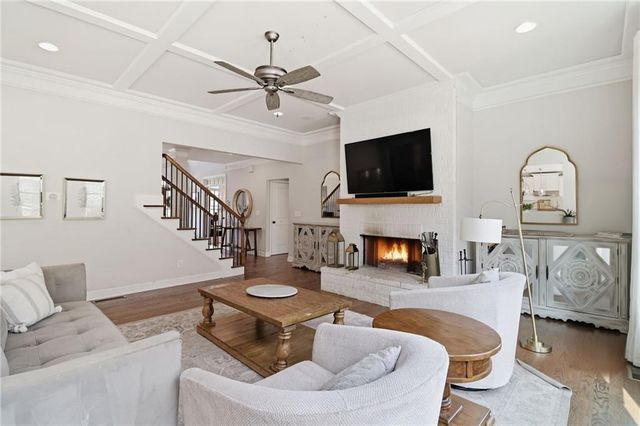 1604 Greers Chapel NW Road, Kennesaw, GA 30152