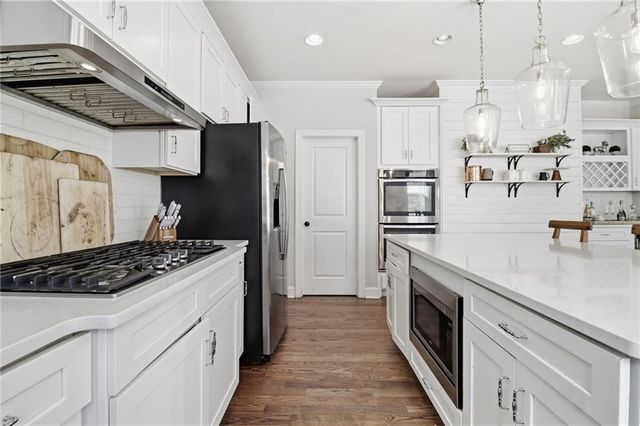 1604 Greers Chapel NW Road, Kennesaw, GA 30152