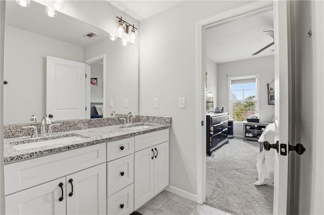 1604 Greers Chapel NW Road, Kennesaw, GA 30152