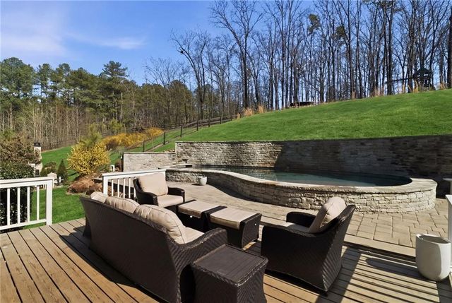 1604 Greers Chapel NW Road, Kennesaw, GA 30152