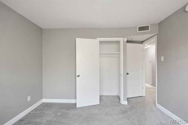 305 Saint Eugene Lane, Florissant, MO 63033