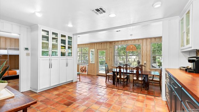 2323 Terminal Loop, Mcqueeney, TX 78123