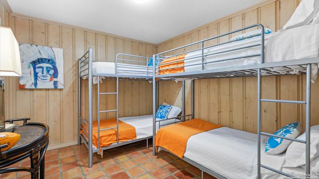 2323 Terminal Loop, Mcqueeney, TX 78123