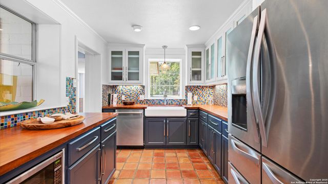 2323 Terminal Loop, Mcqueeney, TX 78123