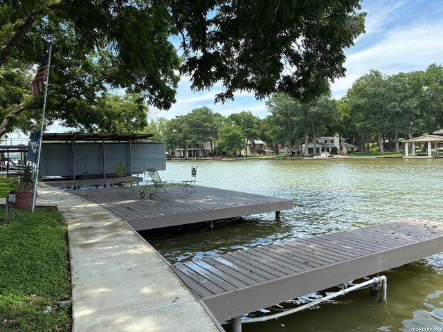 2323 Terminal Loop, Mcqueeney, TX 78123