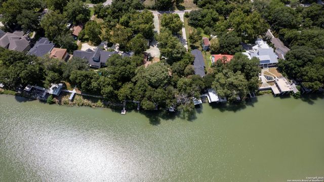 2323 Terminal Loop, Mcqueeney, TX 78123
