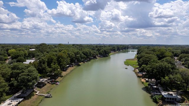 2323 Terminal Loop, Mcqueeney, TX 78123