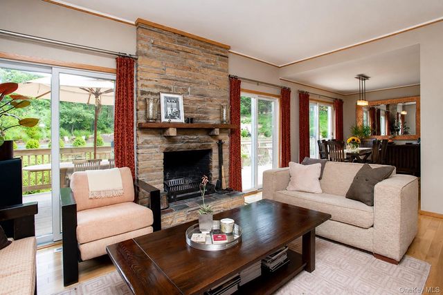 72 Hills Station Road, Southampton, NY 11968