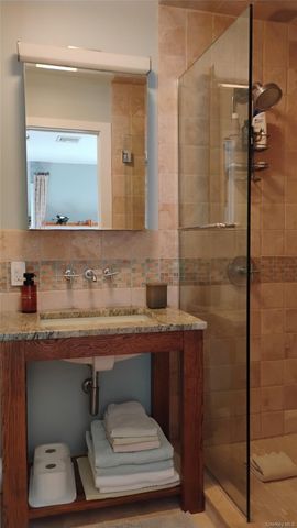 72 Hills Station Road, Southampton, NY 11968