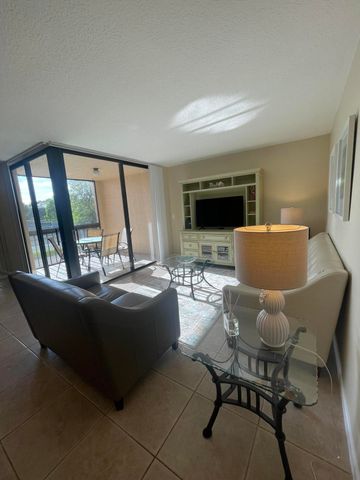 450 Egret Circle 9203, Delray Beach, FL 33444