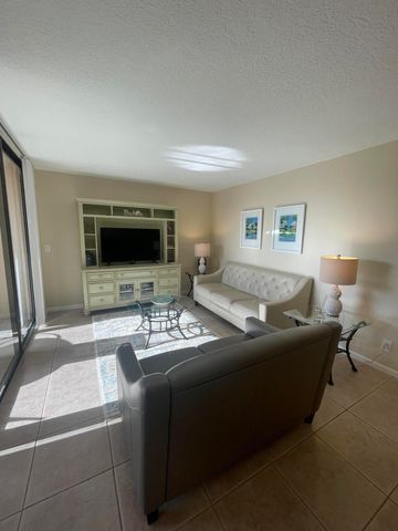 450 Egret Circle 9203, Delray Beach, FL 33444