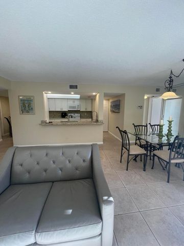 450 Egret Circle 9203, Delray Beach, FL 33444