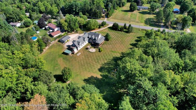 11744 E Grand River Avenue, Portland, MI 48875