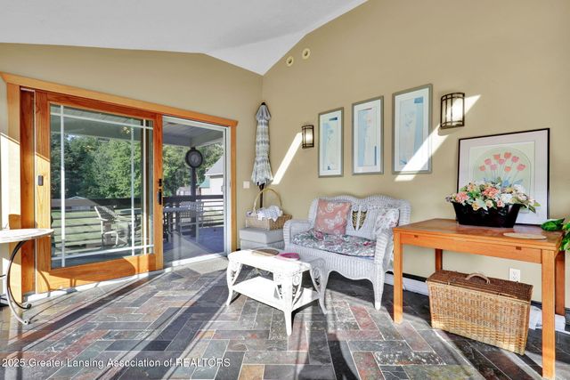 11744 E Grand River Avenue, Portland, MI 48875