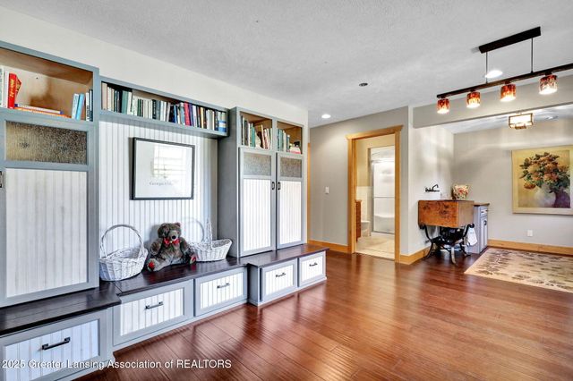 11744 E Grand River Avenue, Portland, MI 48875