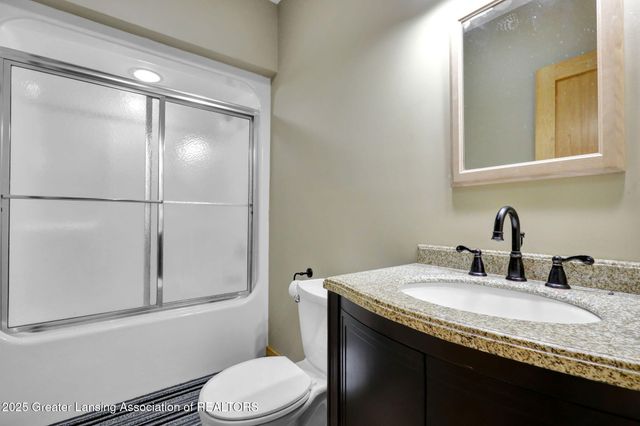 11744 E Grand River Avenue, Portland, MI 48875