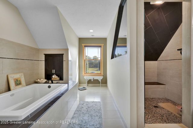 11744 E Grand River Avenue, Portland, MI 48875