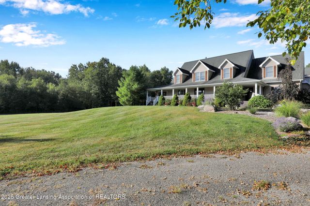 11744 E Grand River Avenue, Portland, MI 48875