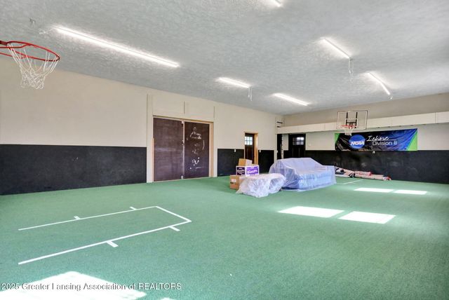 11744 E Grand River Avenue, Portland, MI 48875