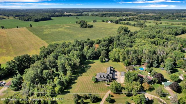 11744 E Grand River Avenue, Portland, MI 48875