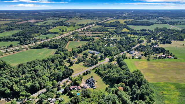 11744 E Grand River Avenue, Portland, MI 48875