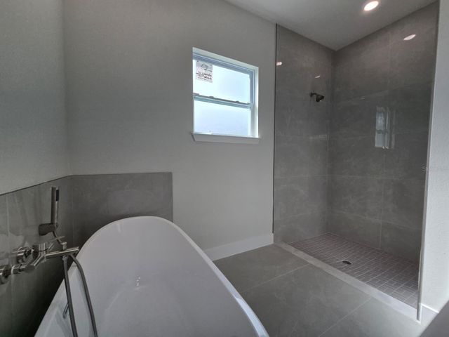 18382 ELGIN AVENUE, Port Charlotte, FL 33948