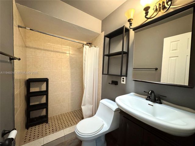 1785 Calais Dr 5, Miami Beach, FL 33141