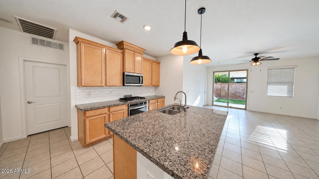 13278 N 144TH Drive, Surprise, AZ 85379 — photo 5